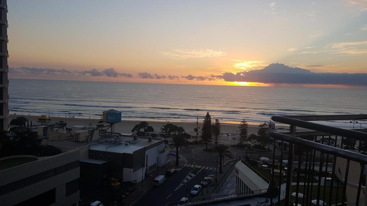 Surfers Paradise Ocean View Apartments Голд-Кост Экстерьер фото